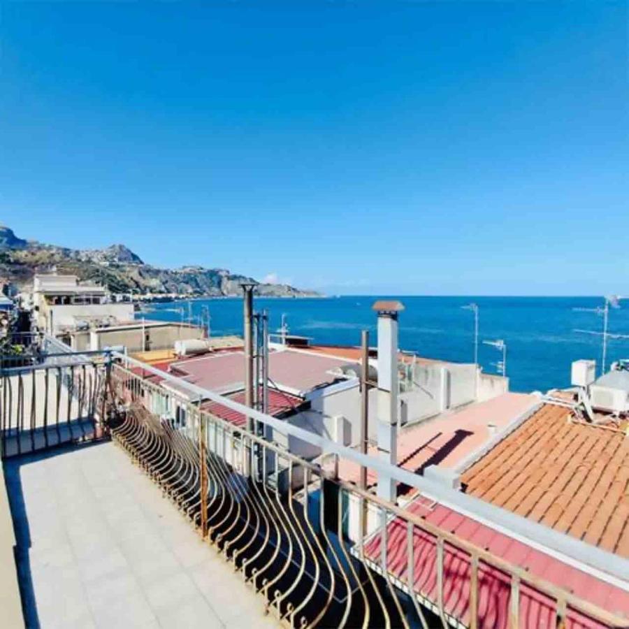 Naxos 101 Apartment A Due Passi Dal Mare Giardini Naxos Exterior foto